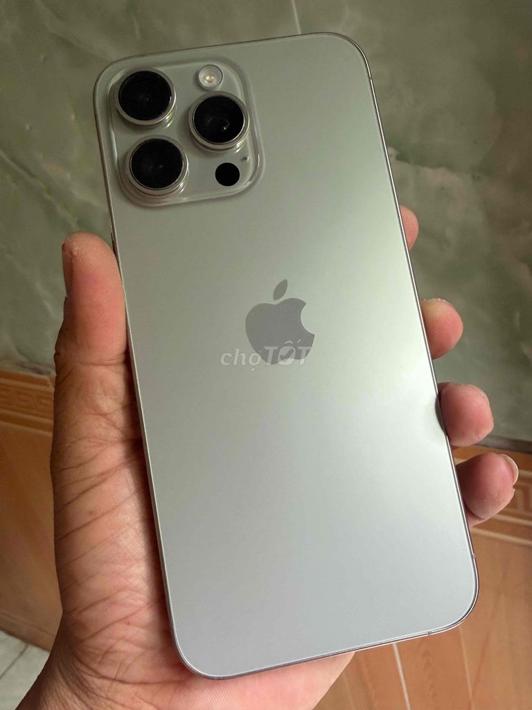 iPhone 15 Pro Max 512GB Titan Mỹ. Mua bán Điện thoại tại Quận Cẩm Lệ Đà Nẵng được đăng bởi Xukute hình 1