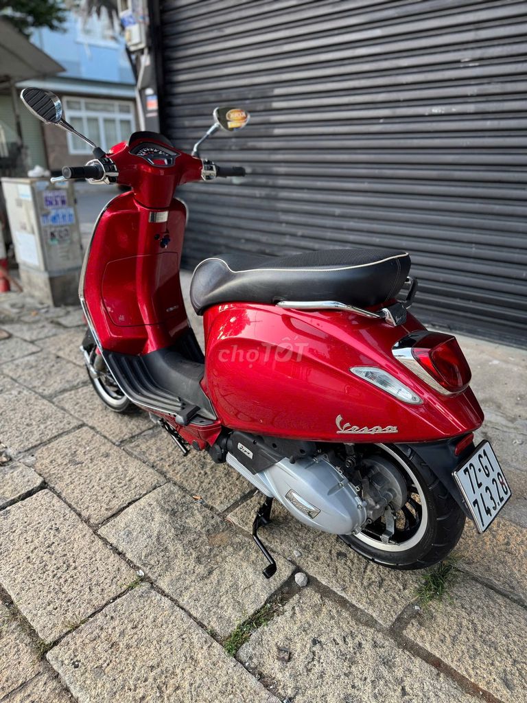 Vespa Sprint Đỏ Cherry và Trắng đen bs 72 zin. Mua bán Xe máy tại Thành phố Bà Rịa Bà Rịa - Vũng Tàu được đăng bởi Cửa Hàng Xe Máy Anh Luân hình 2