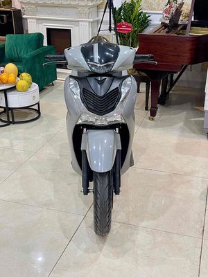 XE MÁY 68 - Honda Sh 150 Abs 2022 Xi Măng. Mua bán Xe máy tại Quận Tây Hồ Hà Nội được đăng bởi Đức Anh