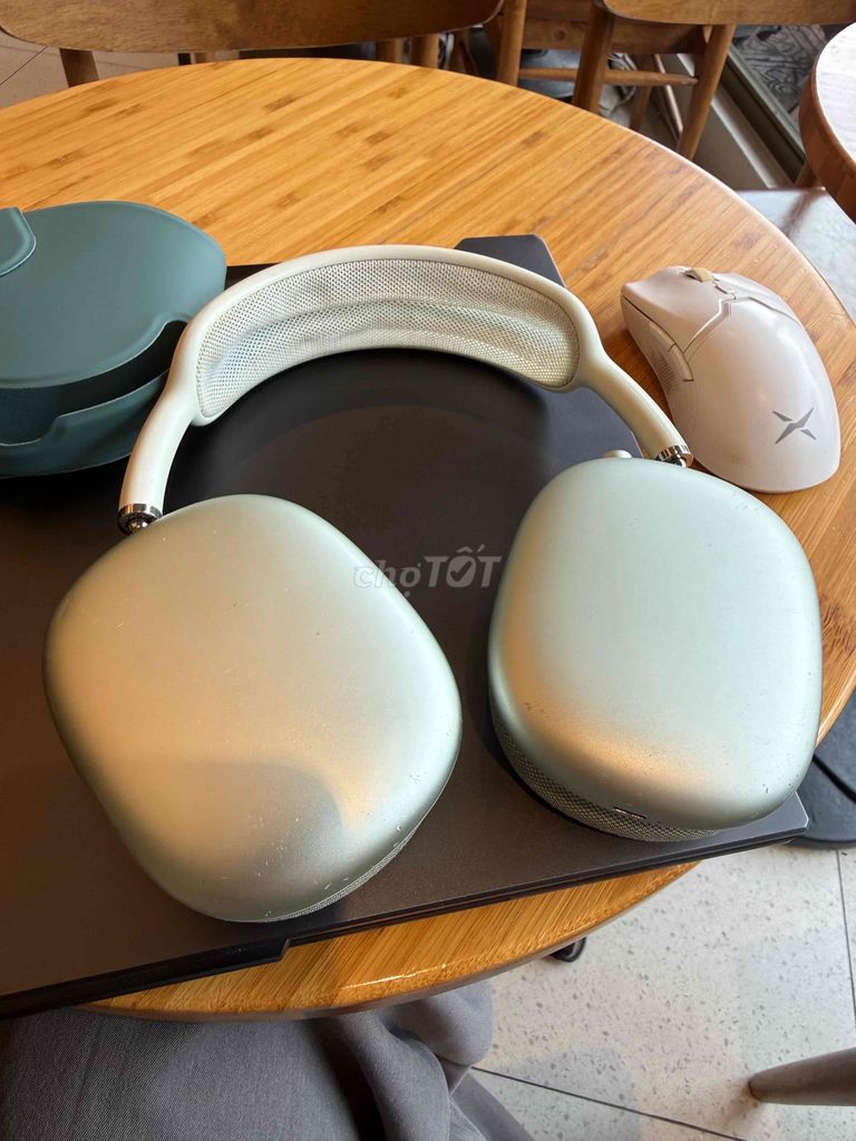 Tai nghe Apple AirPod Max green lighning. Mua bán Tivi, Âm thanh tại Quận 3 Tp Hồ Chí Minh được đăng bởi Kỳ Nam hình 1