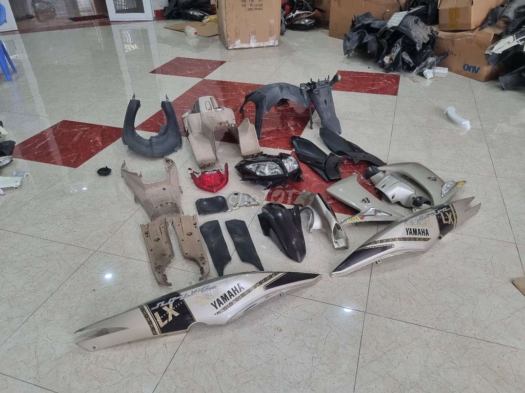 Dàn áo nouvo lx135 tặng đèn. ( no 4). Mua bán Phụ tùng xe tại Huyện Nhơn Trạch Đồng Nai được đăng bởi Vlap Fam hình 1