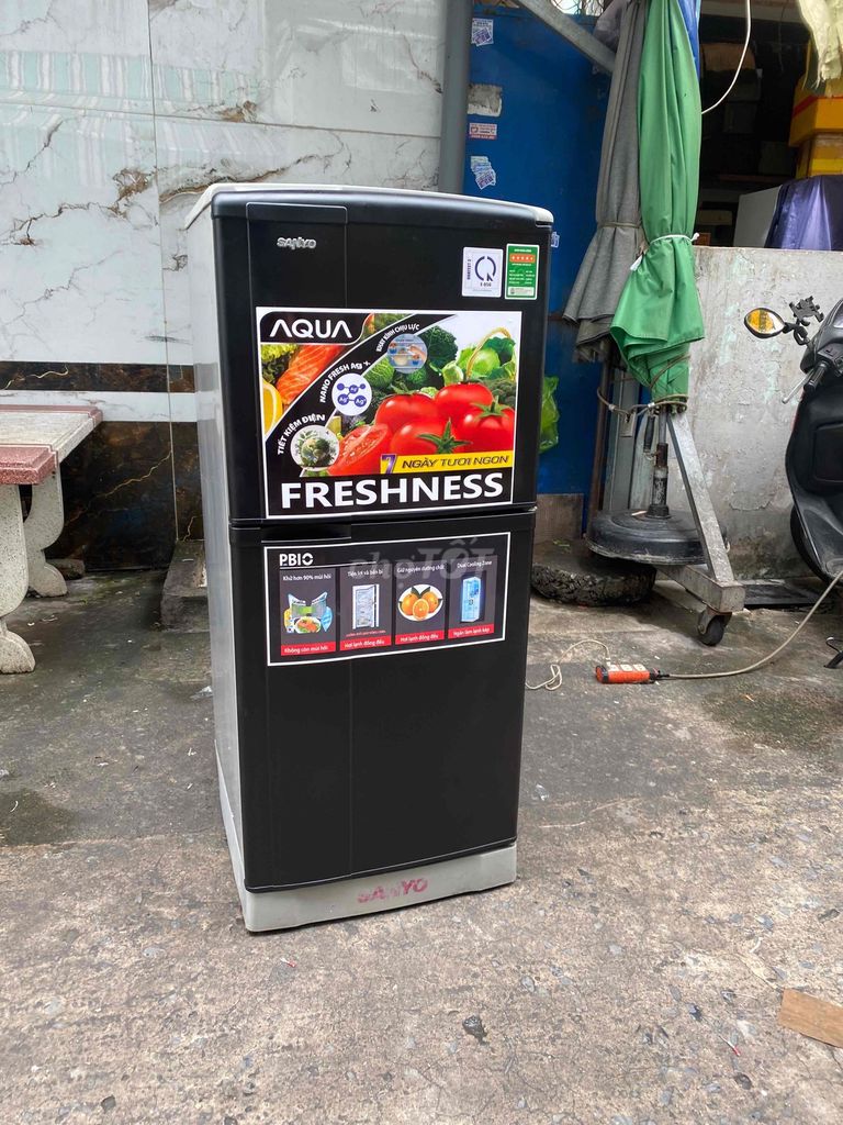 Tủ lạnh Sanyo SR-11JN(MS) 120 lít Đen. Mua bán Tủ lạnh tại Quận Tân Phú Tp Hồ Chí Minh được đăng bởi NGỌC TRÂM hình 1