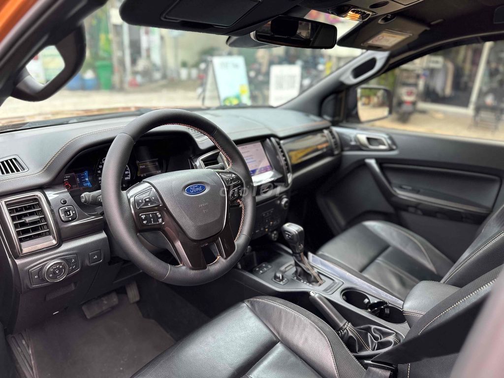 Ford Ranger WILDTRAK 4x4 Full Option 1 đời chủ. Mua bán Ô tô tại Quận Tân Bình Tp Hồ Chí Minh được đăng bởi HCar hình 7