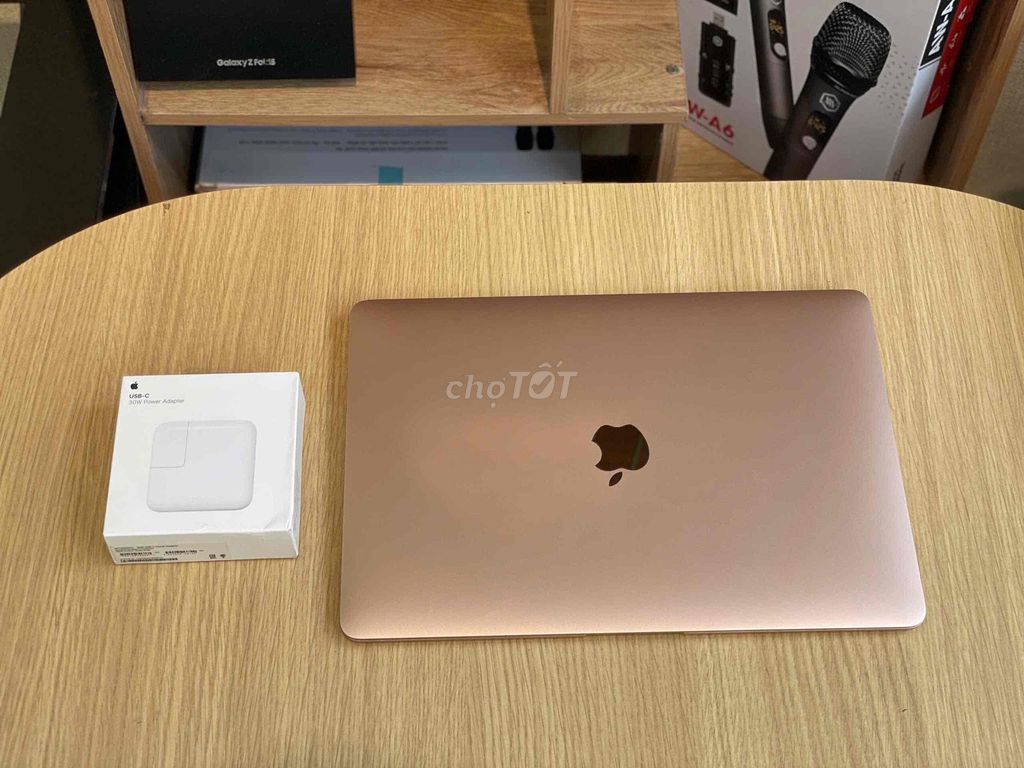 MacBook Air 2019 i5 8/128GB pin tốt máy zin sáng. Mua bán Laptop tại Quận 10 Tp Hồ Chí Minh được đăng bởi 24hShop hình 1