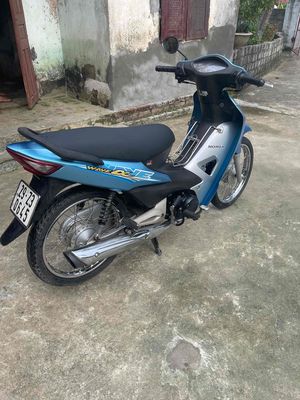 xe mới k đi đến nên e muôn bán lại cho ai cần ạ e. Mua bán Xe máy tại Huyện Thanh Sơn Phú Thọ được đăng bởi tiền