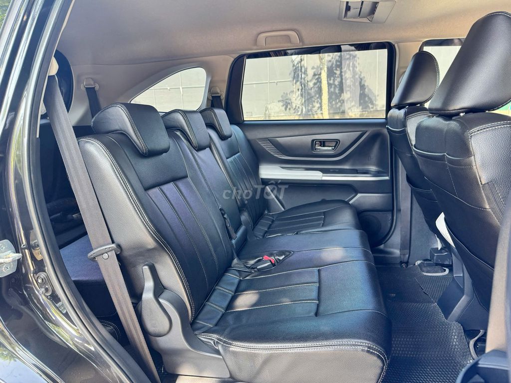 Toyota Veloz Cross CVT Top 2022. Mua bán Ô tô tại Quận Long Biên Hà Nội được đăng bởi Long Biên Cars hình 19