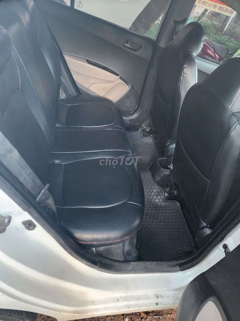 2014 - 888 km. Mua bán Ô tô tại Huyện Hòa Vang Đà Nẵng được đăng bởi Tên chưa cung cấp hình 6