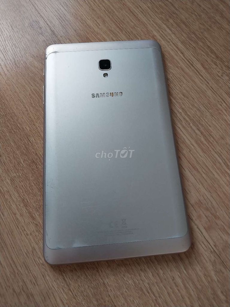 Samsung Galaxy Tab Bạc Hỏng pin. Mua bán Máy tính bảng tại Quận 8 Tp Hồ Chí Minh được đăng bởi Lý Cường     hình 1