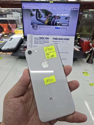 Iphone 8 64gb - q.tế. Mua bán Điện thoại tại Thành phố Long Xuyên An Giang được đăng bởi Facebook Cầm Đồ Thúy Vân