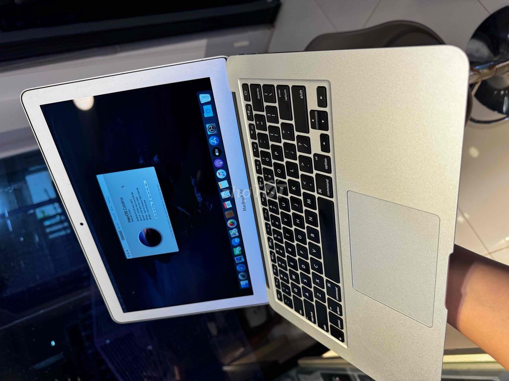 MacBook Air 2017 8GB/128GB SSD giá rẻ