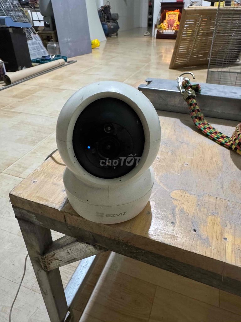 Camera an ninh EZVIZ C6N Trắng. Mua bán Máy ảnh, Máy quay tại Thành phố Cà Mau Cà Mau được đăng bởi Quân Mã hình 1