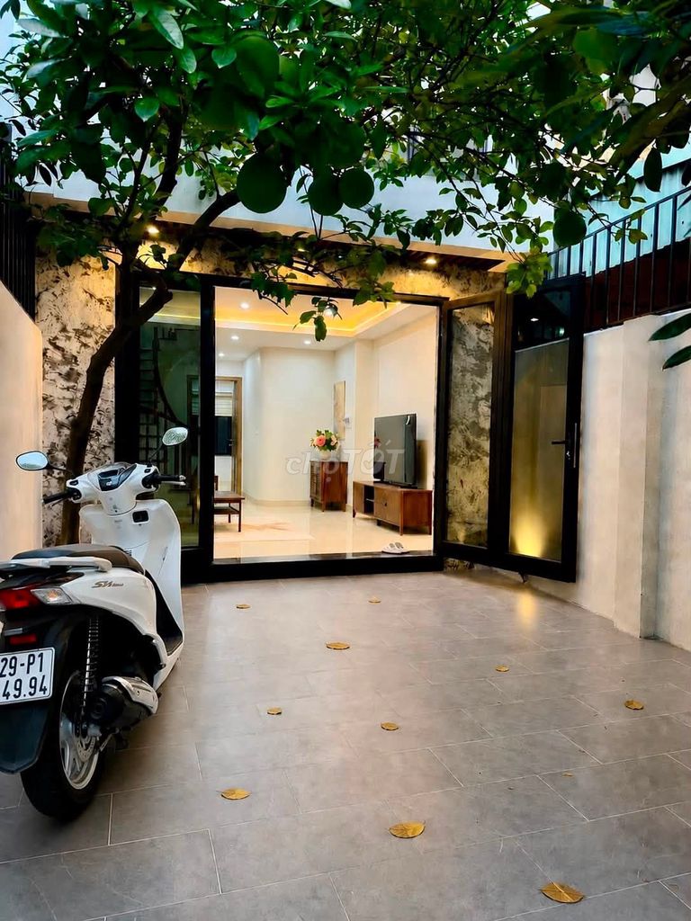Садовый домик Viet Hung, 70 м², 4 спальни, 10 миллиардов долларов