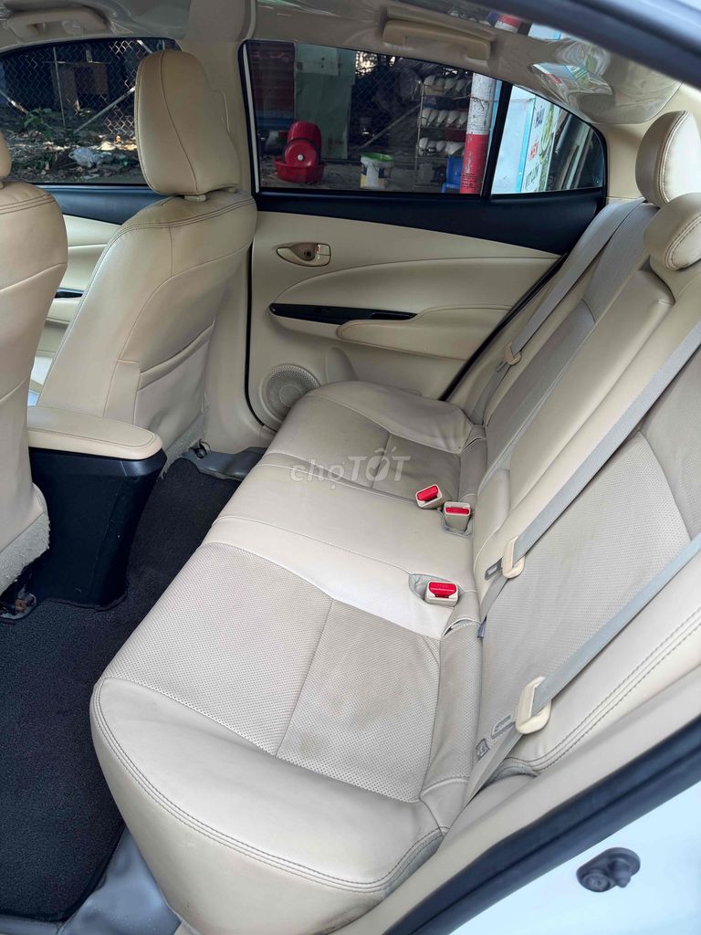 Toyota Vios 2023 белый Дананг