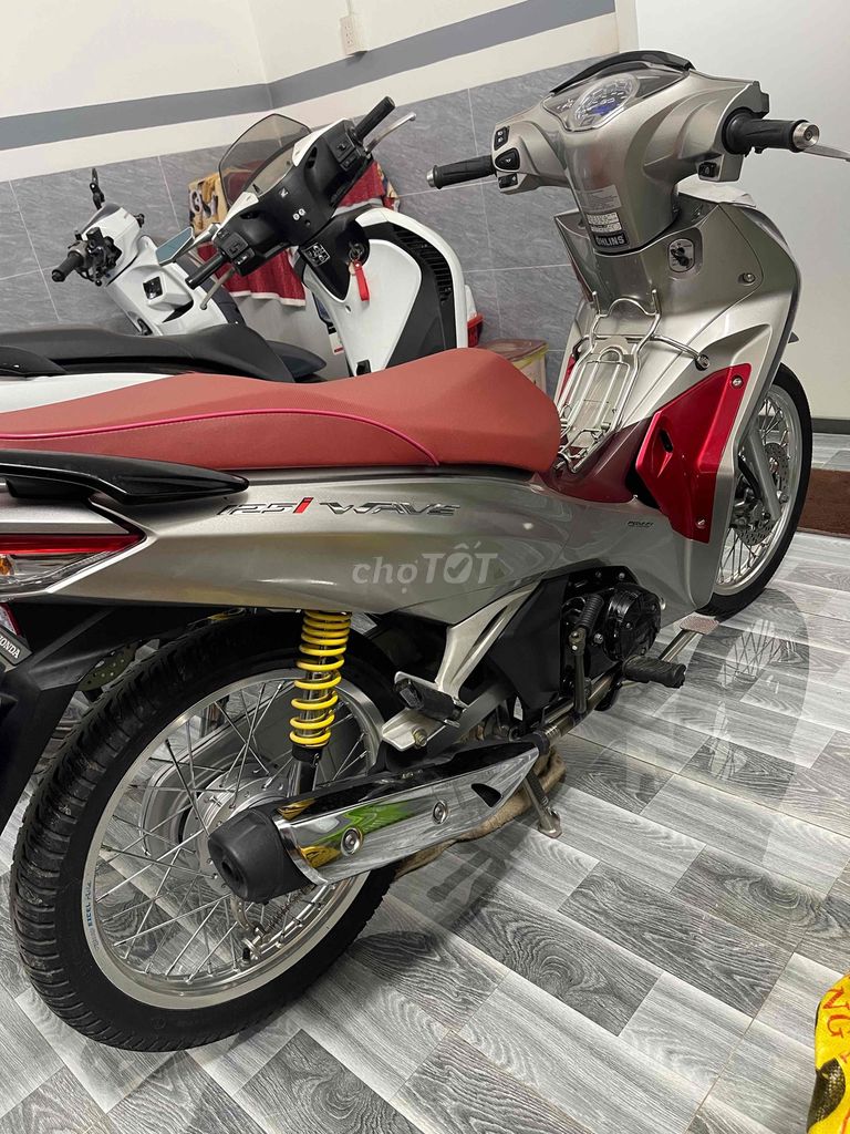 XãLỗ Future Fi lên full Wavei 125 Thái Máy Zin. Mua bán Xe máy tại Quận Cái Răng Cần Thơ được đăng bởi Phúc Hậu hình 5