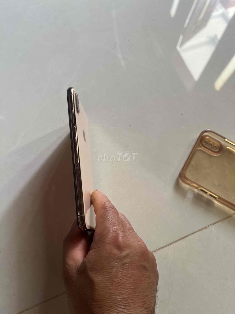 cần bán để lên đời XS max. Mua bán Điện thoại tại Huyện Hớn Quản Bình Phước được đăng bởi Lanh hình 1