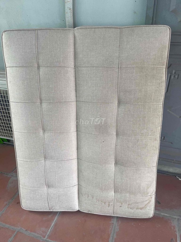 Ghế sofa giường Vải 1m2 đã sử dụng. Mua bán Giường, chăn ga gối nệm tại Quận Cầu Giấy Hà Nội được đăng bởi Nguyễn Thuỳ Linh hình 1