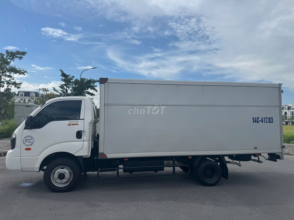 BÁN XE K250L -THÙNG KÍN - MÀU TRẮNG – NĂM 2024. Mua bán Xe tải, xe ben tại Thành phố Thái Bình Thái Bình được đăng bởi vũ quý tưởng hình 2