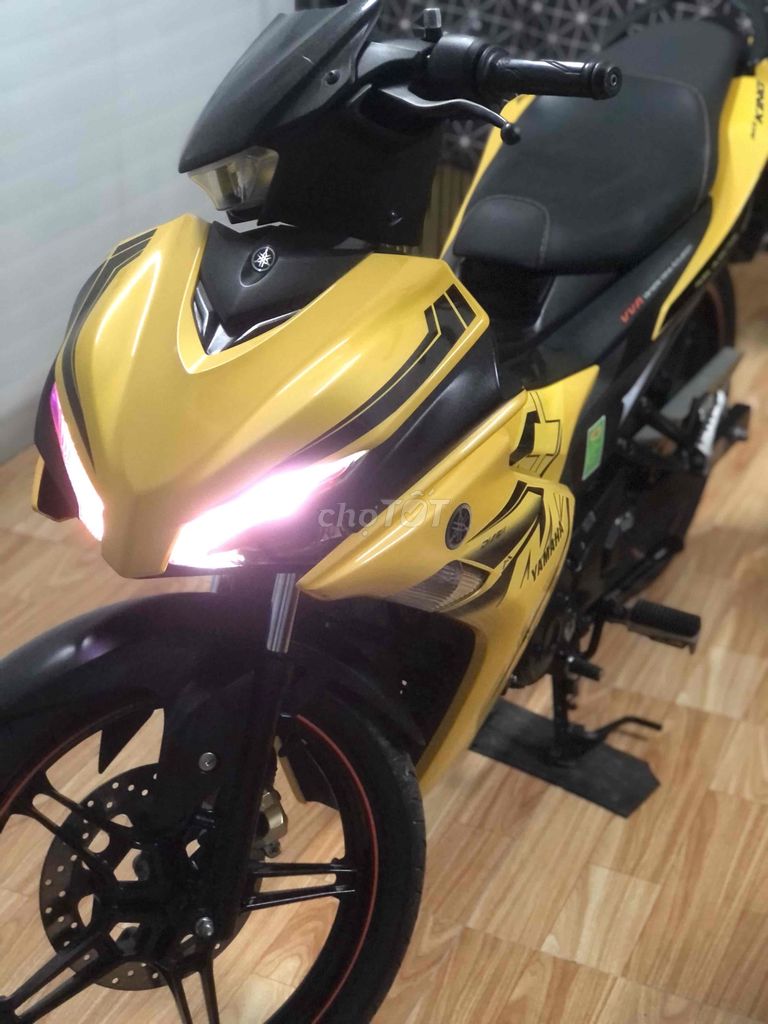 Возбудитель Yamaha 155 2022, черное золото, 12000 км