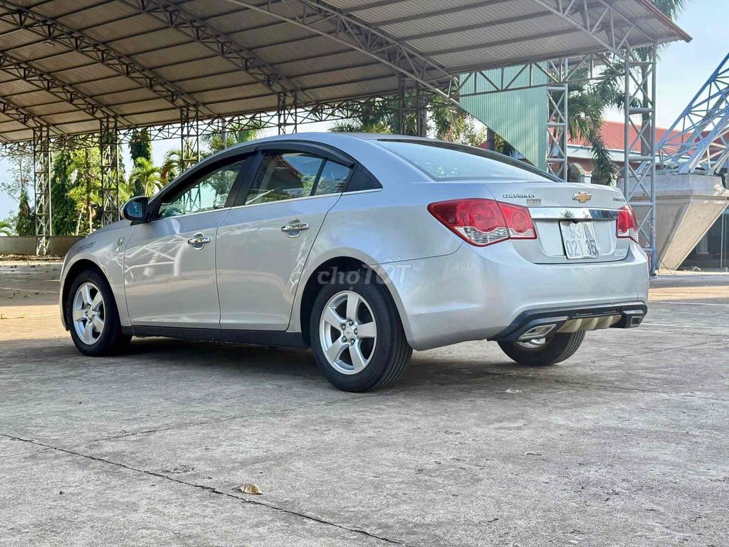 Chevrolet Cruze 2011 Bạc 100.000 km. Mua bán Ô tô tại Huyện Krông Nô Đắk Nông được đăng bởi khánh hình 1