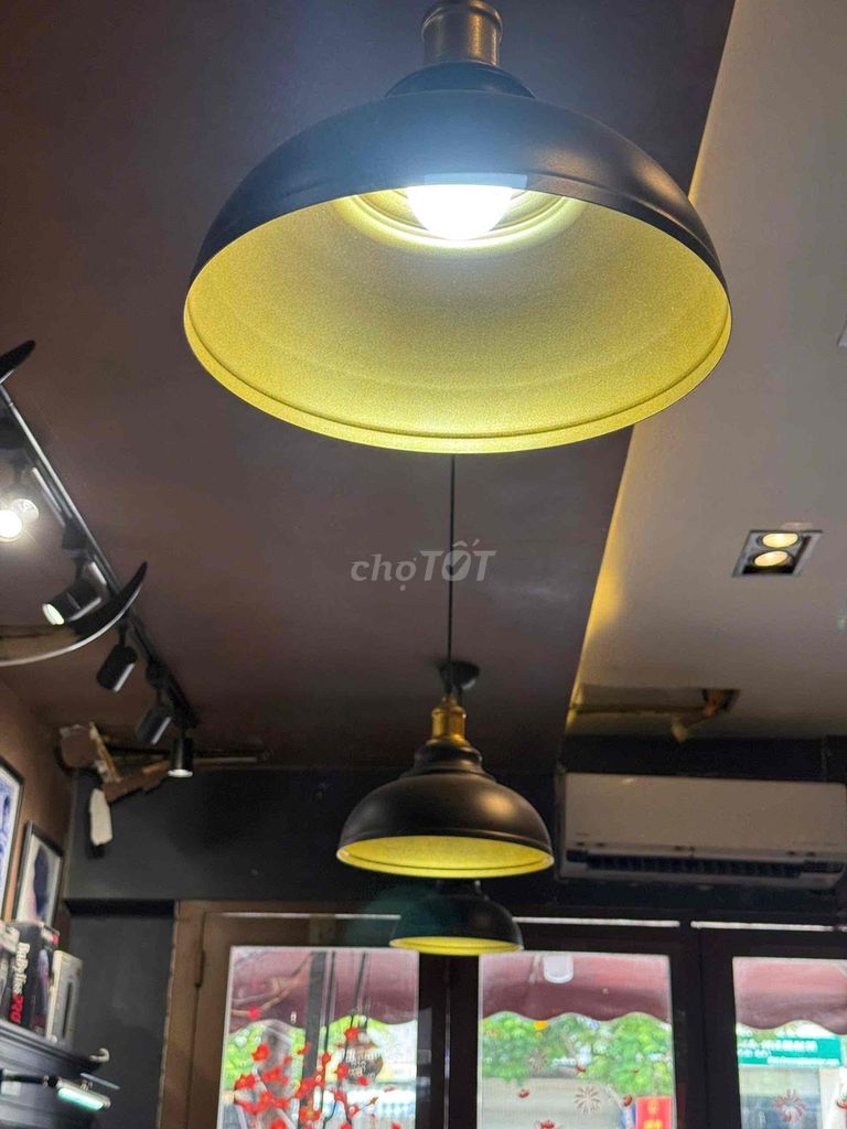 Đèn trang trí kim loại hiện đại. Mua bán Đèn tại Quận 6 Tp Hồ Chí Minh được đăng bởi Bí V E S P A hình 1
