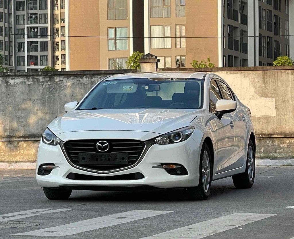 Mazda 3 1.5L Luxury  sản xuất 2019. Mua bán Ô tô tại Quận Hà Đông Hà Nội được đăng bởi A Huan  hình 3