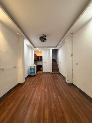 Townhouse 30 m² · 3 bed · Phường Hoàng Mai