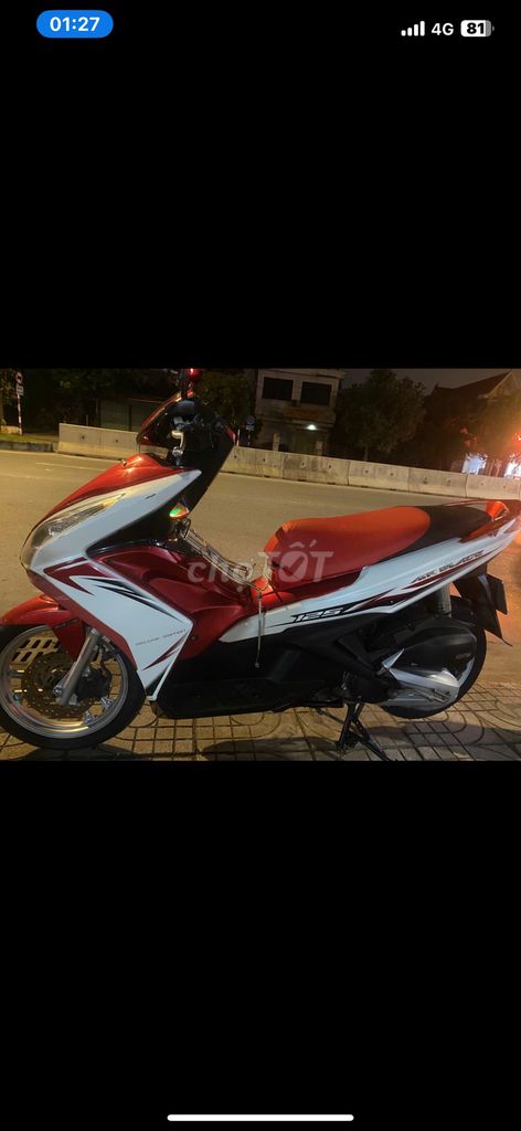 Airblade 2k14 còn mới đẹp. Mua bán Xe máy tại Quận Ngô Quyền Hải Phòng được đăng bởi Tùng hình 2