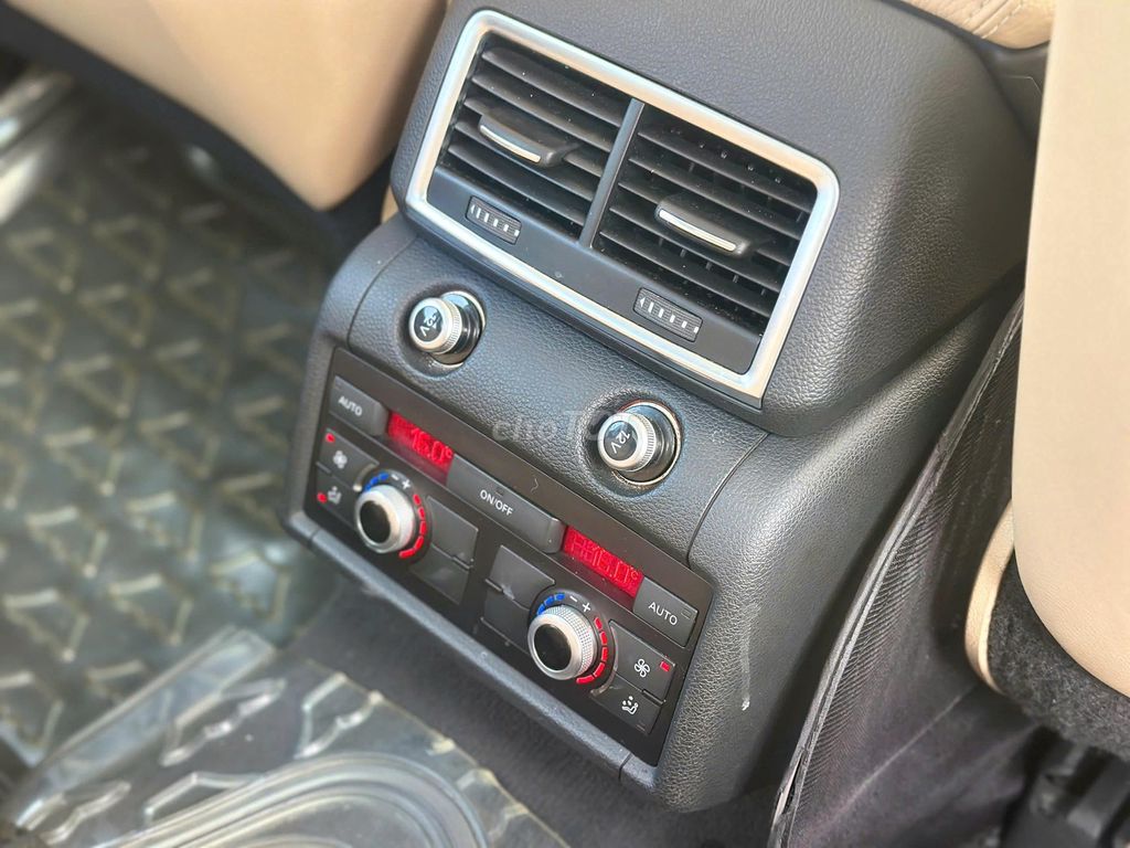 Audi Q7 2011 màu nâu xe đẹp. Mua bán Ô tô tại Quận Gò Vấp Tp Hồ Chí Minh được đăng bởi Phương 831 hình 9