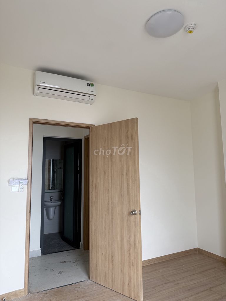 Cho thuê căn hộ Aurora Residence 2PN, 2WC view Q1