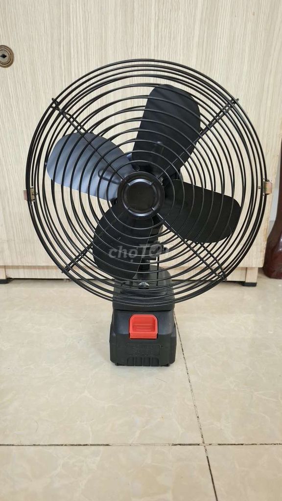 Quạt tích điện Lồng sắt Đen 48V. Mua bán Quạt tại Quận Ninh Kiều Cần Thơ được đăng bởi thanh hình 1