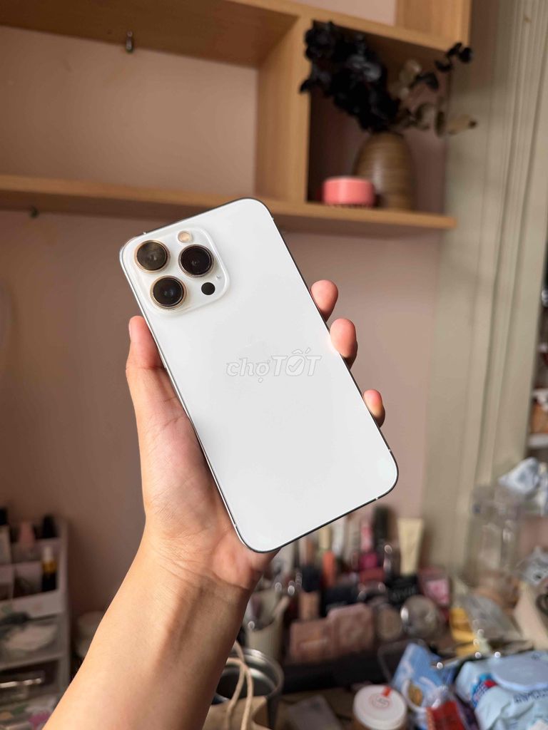 Apple iPhone 13 Pro 128GB Trắng chưa thay màn. Mua bán Điện thoại tại Quận Tân Bình Tp Hồ Chí Minh được đăng bởi Nguyễn Thị Thanh Ngọc hình 1