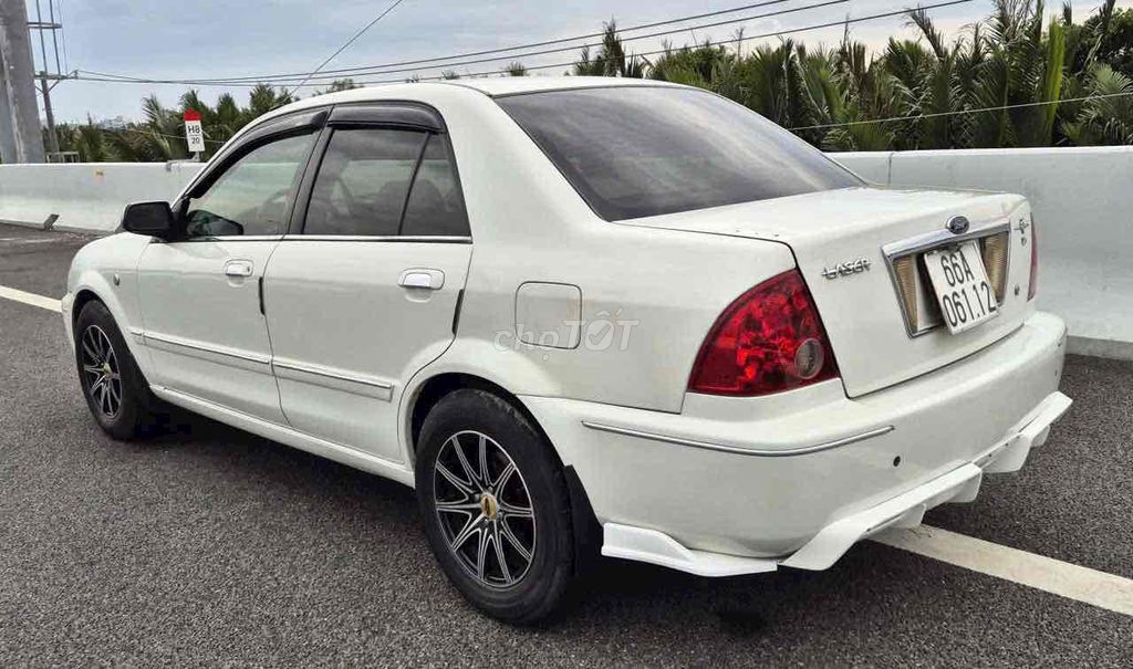 Ford Laser 2002 Номер детали 1,8 л, белый бензин, полный
