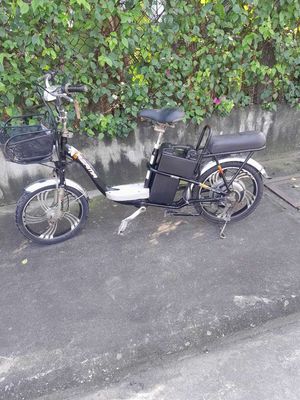 Xe đạp điện màu đen Đã qua sử dụng. Mua bán Xe điện tại Quận 12 Tp Hồ Chí Minh được đăng bởi Nguyễn Việt 