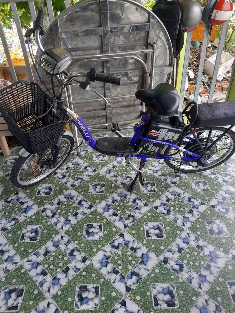 Xe còn mới đang chạy bình thường bình còn rất mới. Mua bán Xe điện tại Huyện Gò Công Đông Tiền Giang được đăng bởi tốt  hình 1