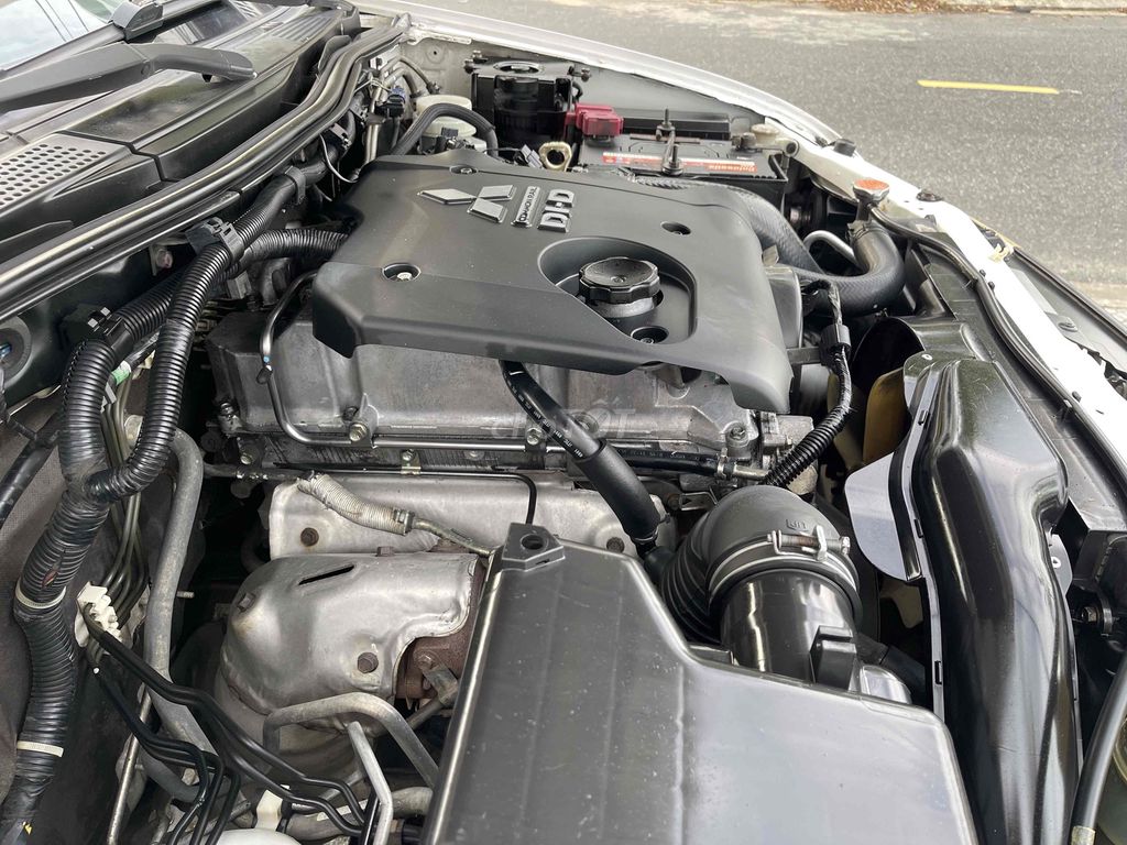 Mitsubishi Pajero Sport 2017 D 4x2 MT - 280000 km. Mua bán Ô tô tại Thành phố Hội An Quảng Nam được đăng bởi Nguyễn Minh Nở hình 16