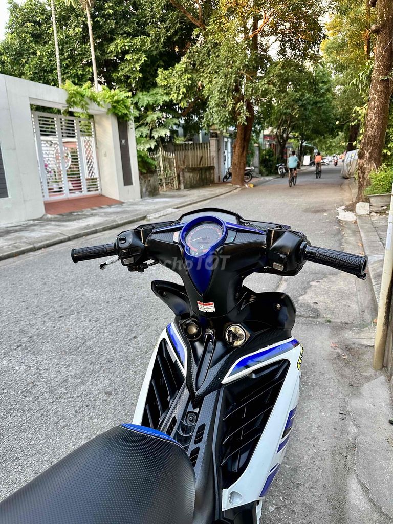 Ex 135 2012 xe đẹp máy êm liên hệ ***. Mua bán Xe máy tại Thành phố Huế Thừa Thiên Huế được đăng bởi Xe Máy Trường An Phát hình 6