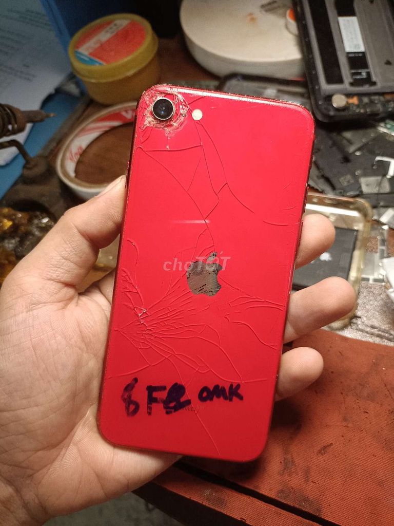 iPhone SE (2nd Gen) 128GB Đỏ. Mua bán Điện thoại tại Huyện Mỏ Cày Bắc Bến Tre được đăng bởi Nguyễn hoàng thiện  hình 1