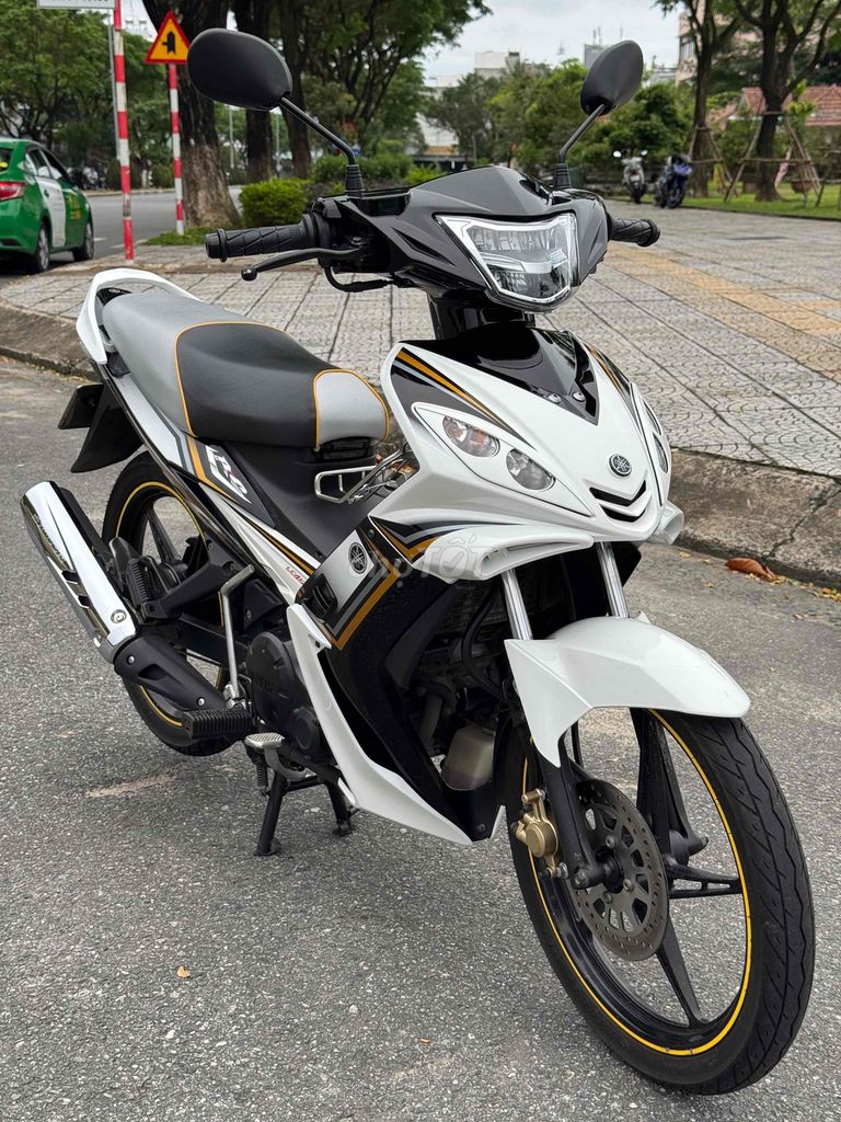 Ex 135 2010 nguyên rin 100% bs 4 số víp 9đ