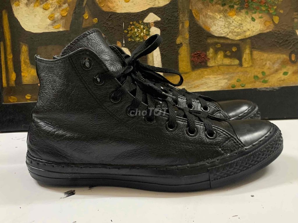 CONVERSE 135251V cao cổ cỡ 42 còn tốt và đẹp