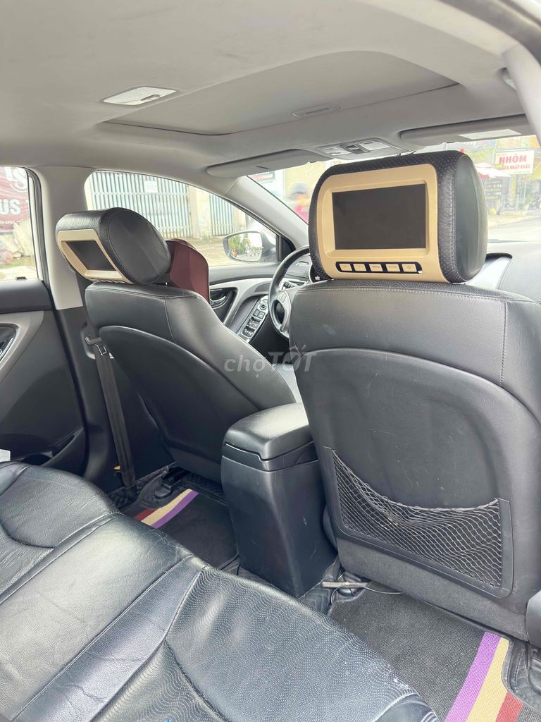 chính chủ cần bán Hyundai Elantra 2013 - 95425 km. Mua bán Ô tô tại Thành phố Biên Hòa Đồng Nai được đăng bởi Cao Xuân Mười hình 10