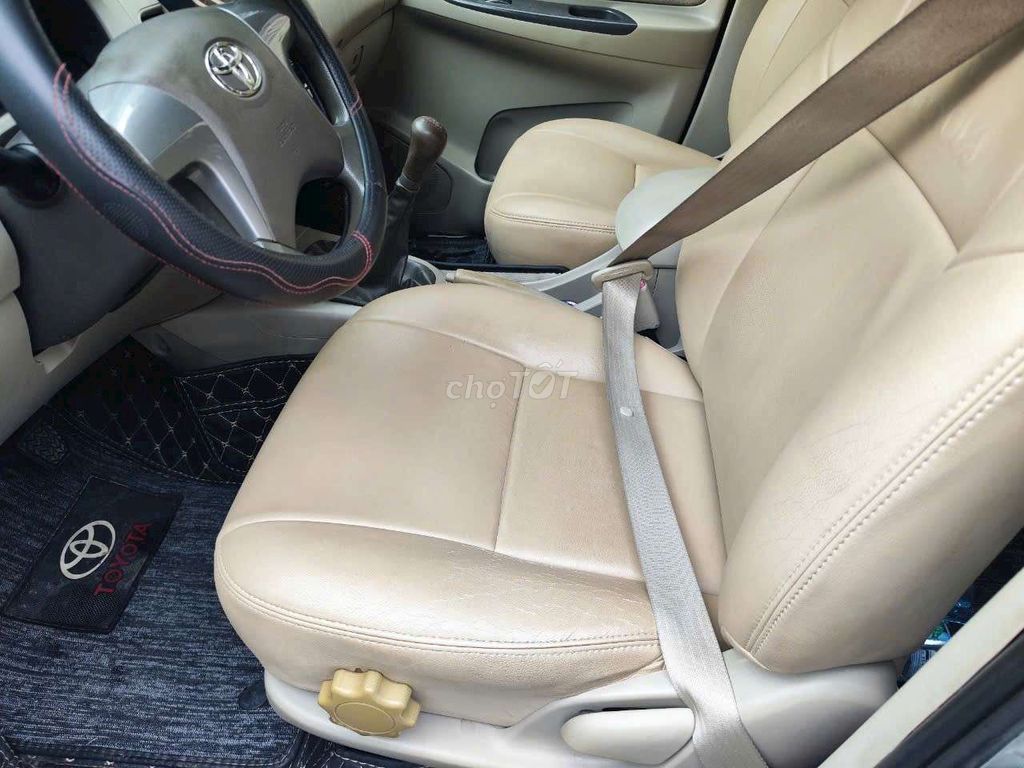 Innova MT sản xuất 2014 Gia Đình. Mua bán Ô tô tại Quận 8 Tp Hồ Chí Minh được đăng bởi VUONG  hình 10