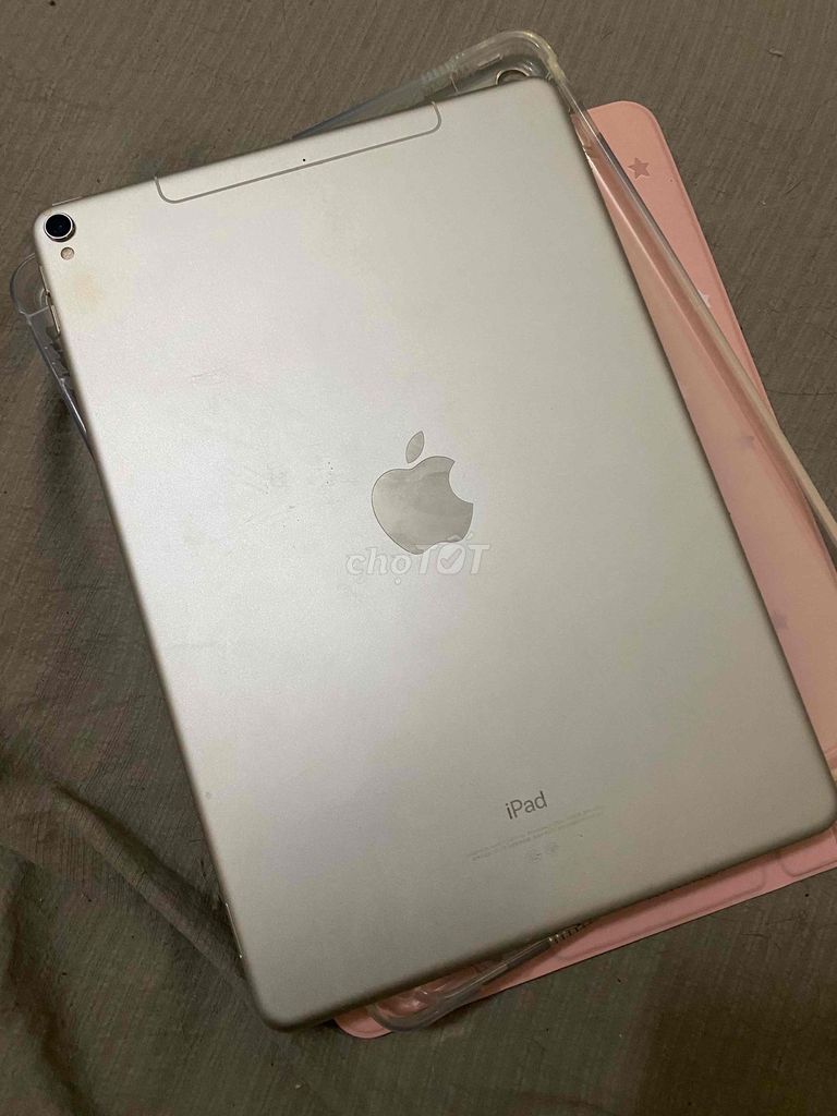 Apple iPad Pro 10.5 inch 256GB 4G. Mua bán Máy tính bảng tại Quận Ba Đình Hà Nội được đăng bởi Nguyễn Ngọc hình 1