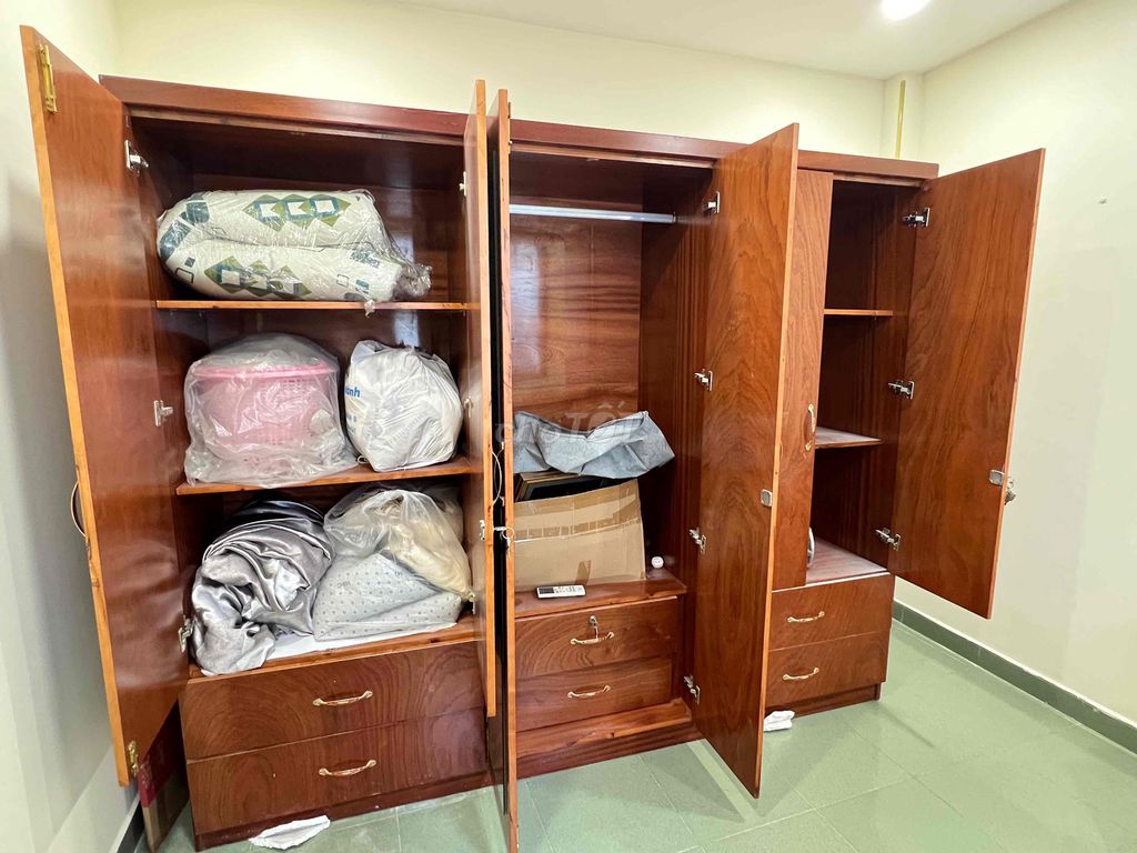 Tủ Gỗ công nghiệp Nâu 2m x 2.3m x 60cm. Mua bán Tủ, kệ gia đình tại Quận 5 Tp Hồ Chí Minh được đăng bởi chị Oanh hình 1