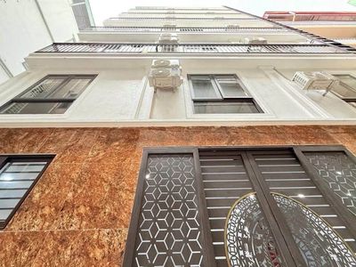 Nhà phố 87 m² · Đường Chính Kinh