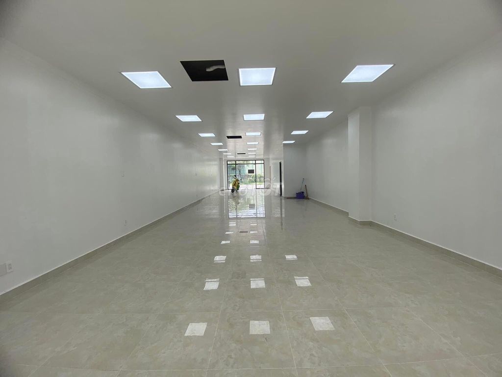 Cho thuê shophouse nhà phố TM Eco Xuân giá rẻ 10tr/ th. DT 6x25 1T 2L