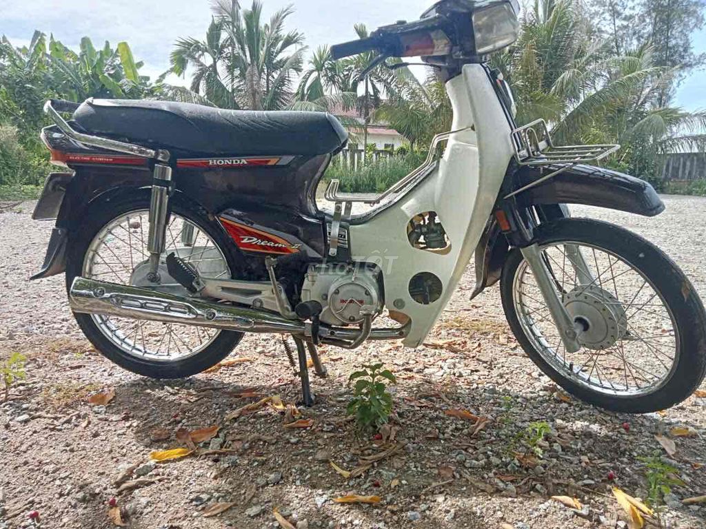 Dream 50phân khối ko cần bằng lái giá tốt cho HSSV. Mua bán Xe máy tại Thành phố Quảng Ngãi Quảng Ngãi được đăng bởi Hien hình 2