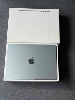 Macbook Air M4 116GB/256GB sạc 7L Bh 3/2027 99%