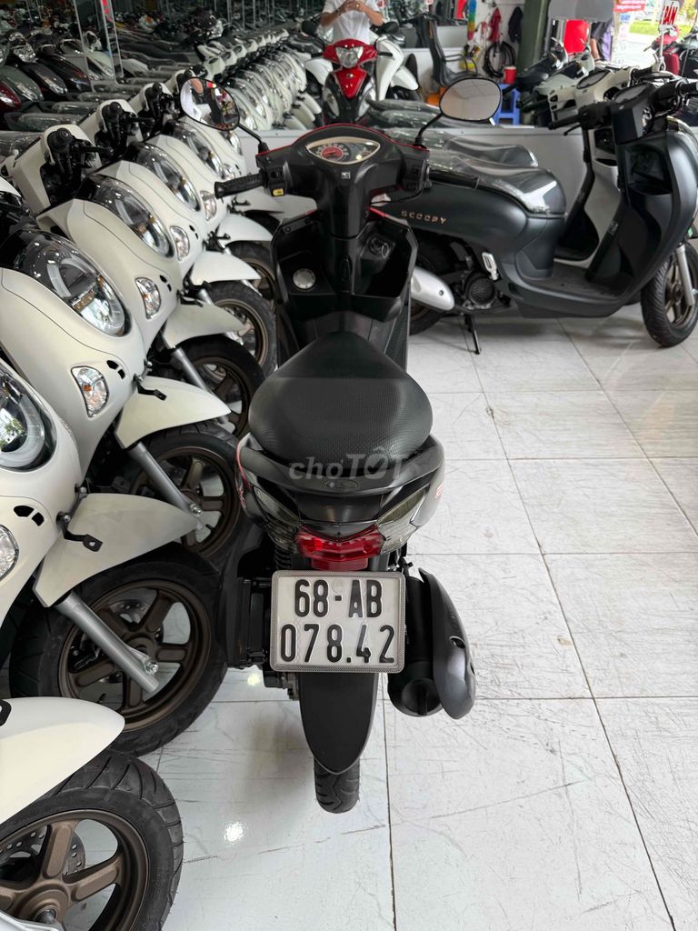 Kymco Candy 50cc ĐK 2023. XE ZIN - Đen Đỏ. Mua bán Xe máy tại Thành phố Rạch Giá Kiên Giang được đăng bởi XE MÁY CŨ TÂN 128 hình 3