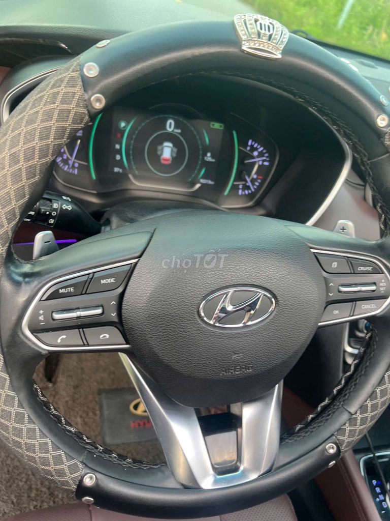 Hyundai Santa Fe 2020 2.4L Premium - 95000 km. Mua bán Ô tô tại Thành phố Hưng Yên Hưng Yên được đăng bởi Phạm trường hà hình 12