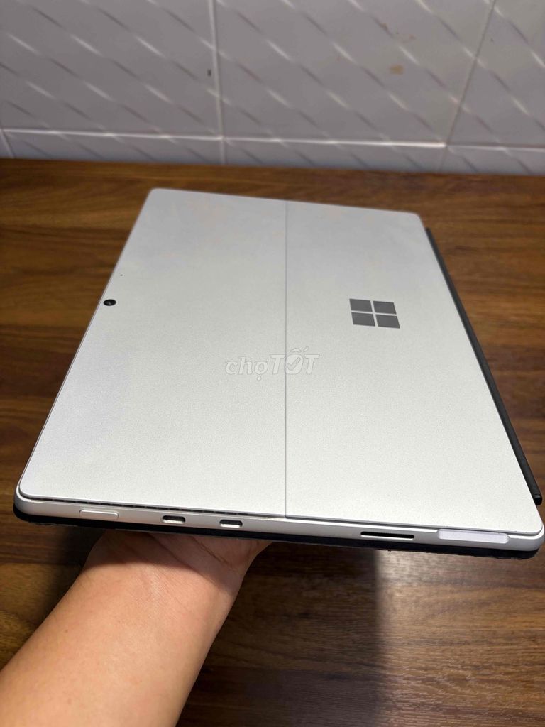 Microsoft Surface Pro 8 i7 13 inch 16GB/256GB Bạc. Mua bán Laptop tại Thành phố Thủ Dầu Một Bình Dương được đăng bởi SURFACE VINVIN hình 1